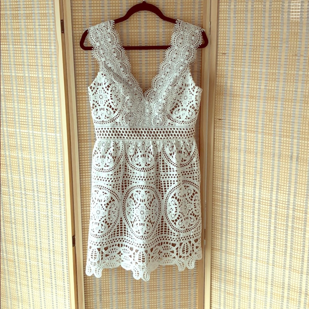 White lace dress